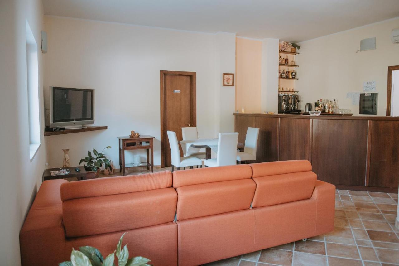 Hotel Caluna Charme San Giovanni a Piro Luaran gambar