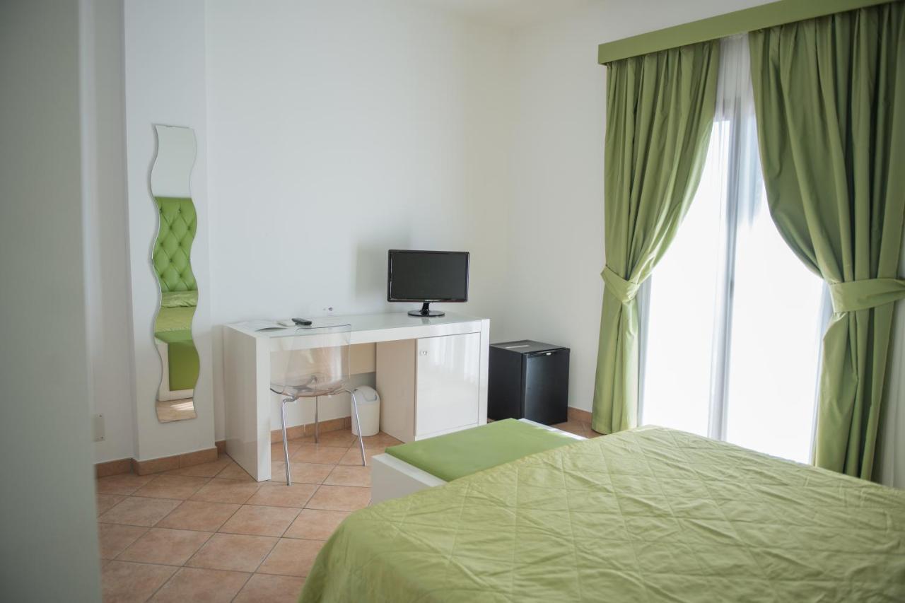 Hotel Caluna Charme San Giovanni a Piro Luaran gambar