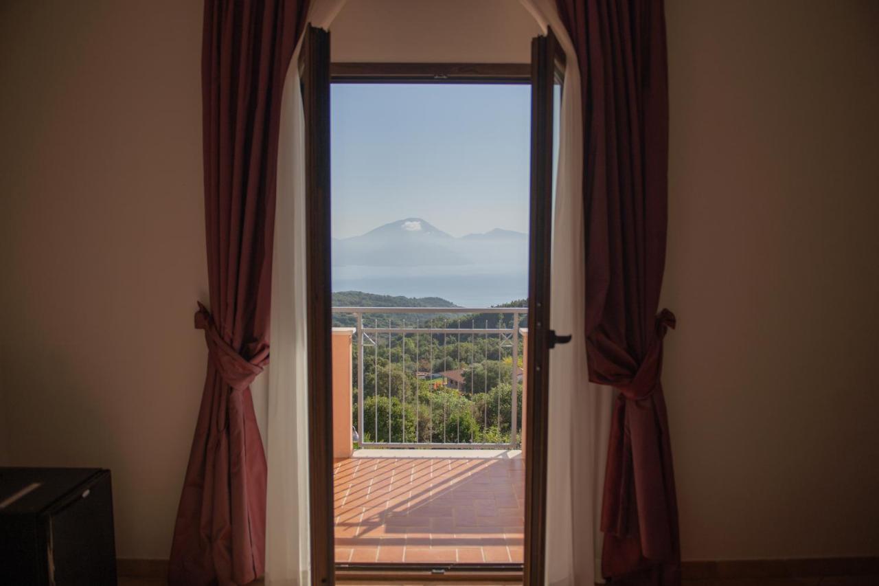 Hotel Caluna Charme San Giovanni a Piro Luaran gambar